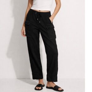 James Perse Utility Cargo Pants Drawstring Waist in Black